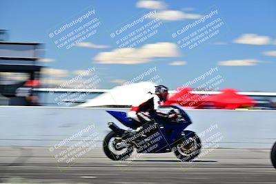 media/Mar-25-2024-Moto Forza (Mon) [[8d4319bd68]]/4-Novice Group/Session 4 Front Straight Speed Pans/